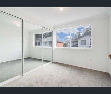 Beachside Refurbished Townhouse! - Photo 3