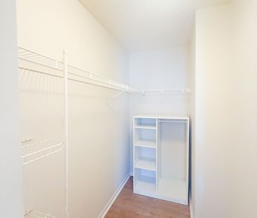 For Lease - 44 St. Joseph Street Unit# 1212, Toronto, Ontario - Photo 6