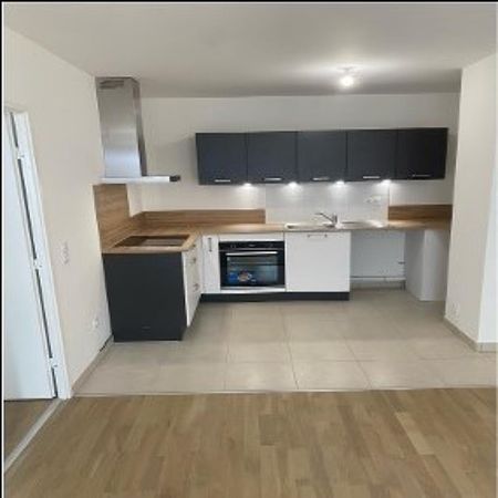 location Appartement T2 DE 46m² À MONTGERON - Photo 5