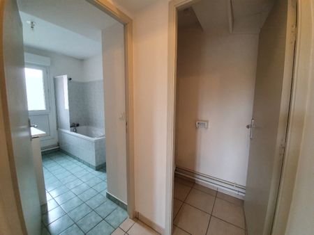 Location Appartement 2 pièces 44m² - Photo 4
