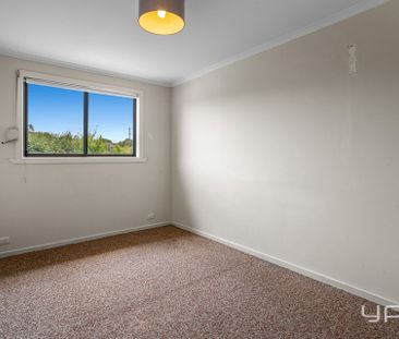 Neat One Bedroom Home - Photo 2