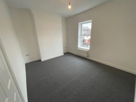 Spenser Avenue, Birkenhead - Photo 5