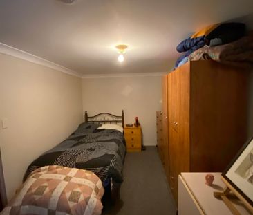 For Rent - One Bedroom Flat - Furnished - Photo 1