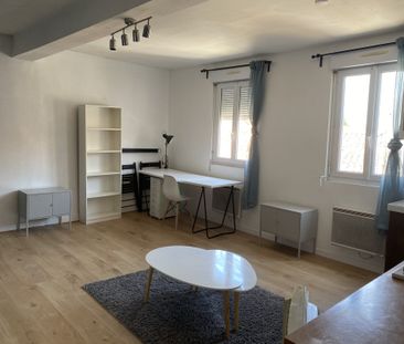 Location Appartement 1 pièce 22m² CASTELNAUDARY 11400 - Photo 2