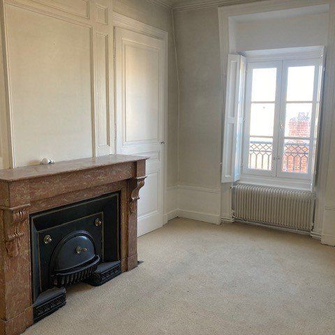 APPARTEMENT T5 A LOUER - Photo 1