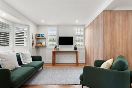 Coastal Living At Its Finest. - Photo 2