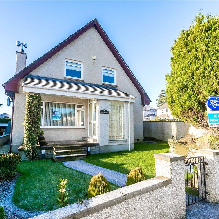 4 bedroom detached house to rent - Photo 1