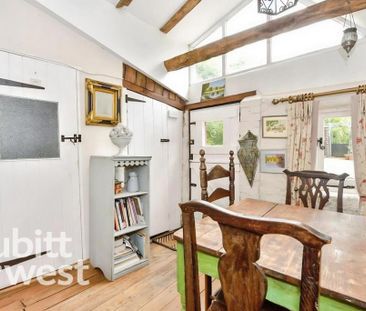 2 bedroom cottage to rent - Photo 2