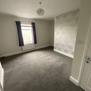 2 bed terraced house to rent in Watt Street, Ferryhill, DL17 - Photo 2