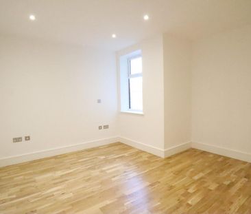 1 bedroom Flat To Let Total Size: 700 SQ FT - Photo 5