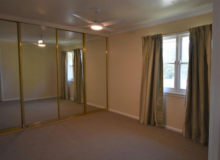 8 Webb Street - Photo 5