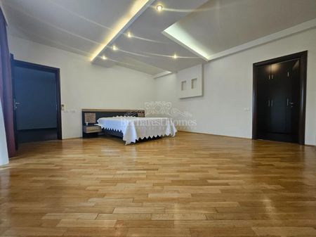 Big Three-Bedroom House with Garden - BSB - British School of Bucharest - Fotografie 5