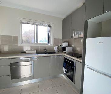 Furnished One Bedroom Granny Flat - Photo 3