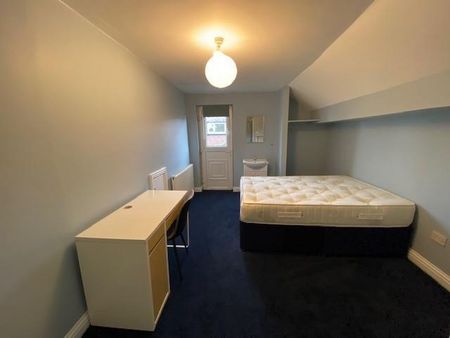 6 bedroom private hall to rent - Photo 4