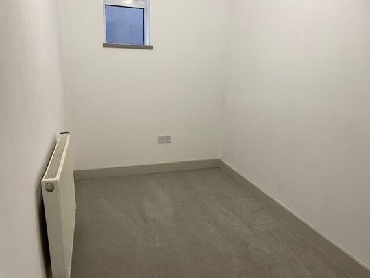 Neale Street, Chesterfield, Clowne - Photo 1