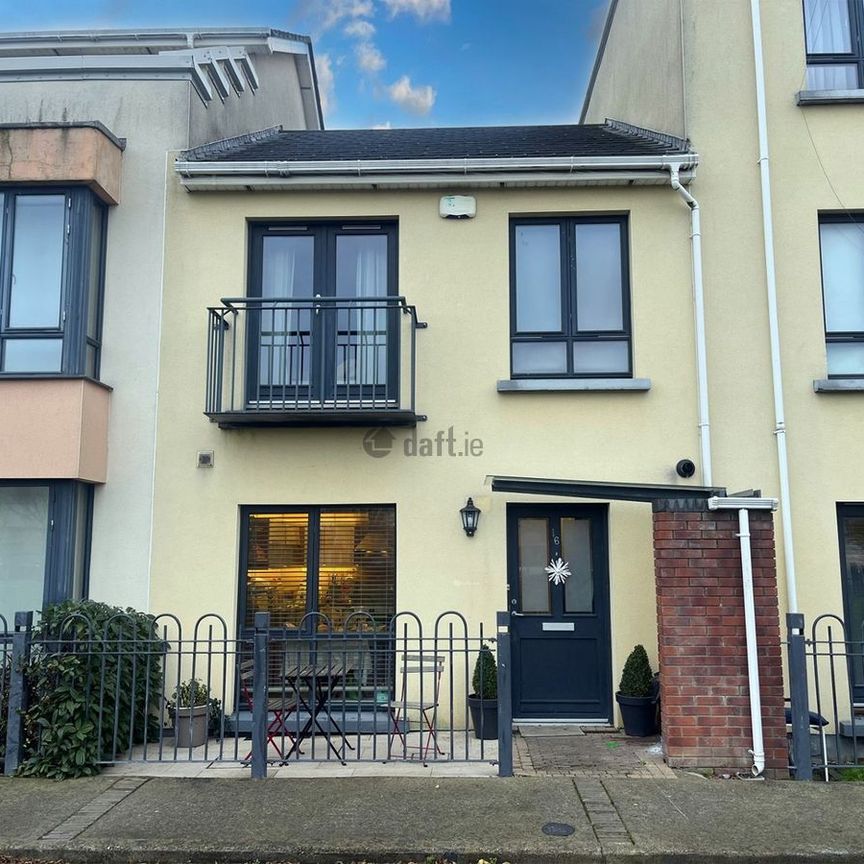 House to rent in Dublin, Myrtle Square - Photo 1