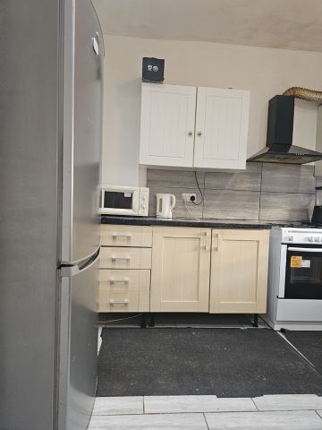 Room in a Shared House, Blagden St, S2 - Photo 2