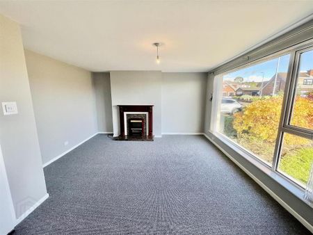 9 Victoria Park, Newtownards, BT23 7EF - Photo 2