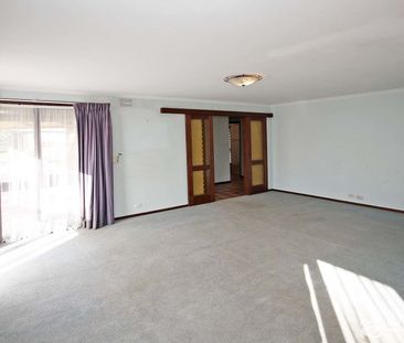 This 3-bedroom home will not last long! - Photo 5