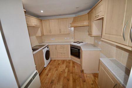 2 bedroom flat to rent - Photo 4