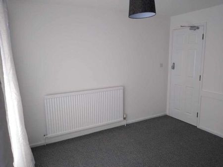 Arbour View Court, Northampton, NN3 - Photo 3