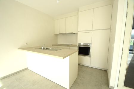 Makkelijk bereikbaar appartement met 2 slaapkamers vlakbij het centrum - Foto 5