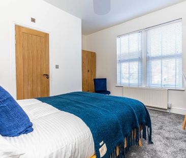 1 bedroom in a house share to rent - Photo 1