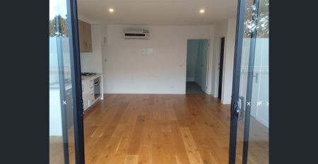 AA Executive Style Living in the Heart of Heidelberg Private 12 Apartment Complex - Photo 2