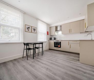 Studio to rent - Photo 2