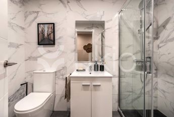 Madrid, Community of Madrid 28001