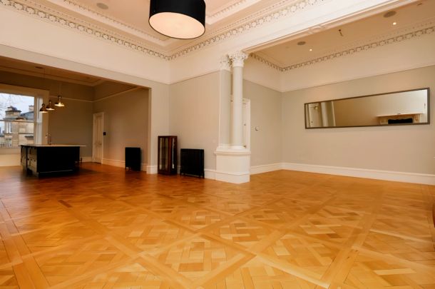 5Bedrooms, 4Bathrooms - Photo 1