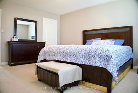 For Lease - 45 Shenandoah Drive Unit# Main, Whitby, Ontario - Photo 4