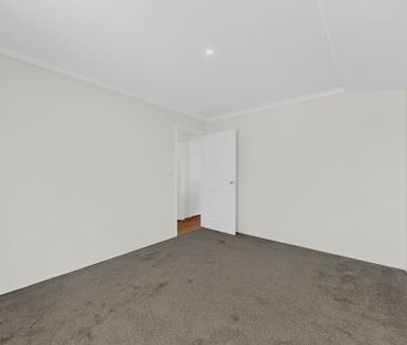 Welcome to your newly renovated home! - Photo 6