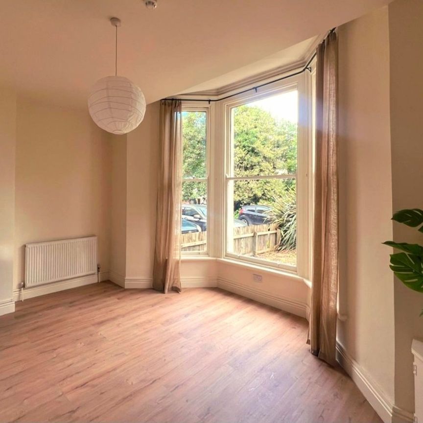 1 Bed Flat, Parkfield Rd, L17 - Photo 1