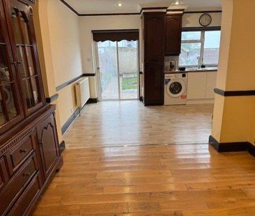 4 bedroom terraced house to rent - Photo 4