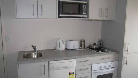Furnished Studio Apartment/POWER included - Photo 3