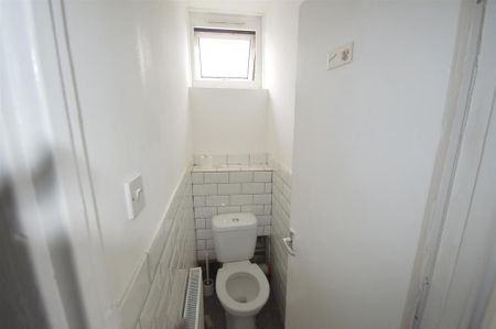 House share to rent - Photo 3