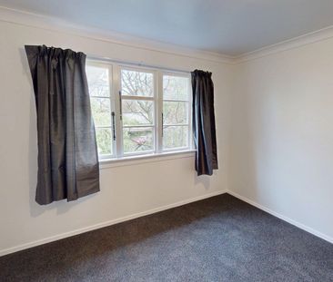 Roslyn - 3 Bedrooms - Photo 5