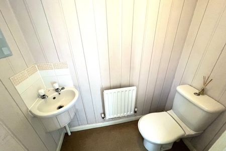 Claridge Close - Photo 5