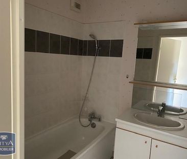 Location Appartement 2 pièces 45m² LUNEVILLE 54300 - Photo 2