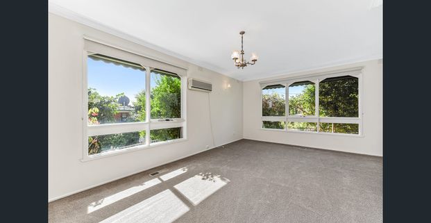 Charming Renovated Unit! - Photo 1