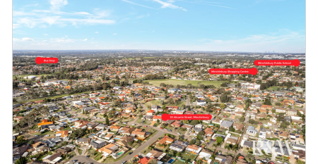 Big Family Home with a Relaxing Backyard Escape - Photo 3