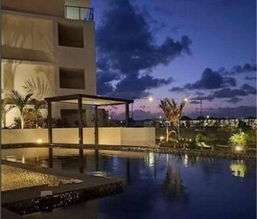 Luxury 2-bedroom ocean view apartment - Photo 2