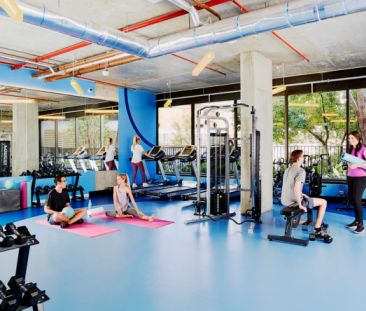 8 Bedroom Apartment - Photo 4