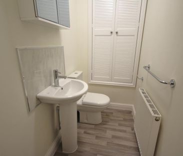 1 bedroom in a house share to rent - Photo 5