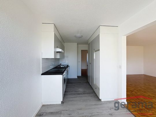 Schöne 3.5 Zimmerwohnung in Schmitten - Photo 1