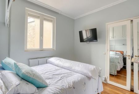 Location Appartement 2 pièces Meublé 43m² PARIS 18ème - Photo 5