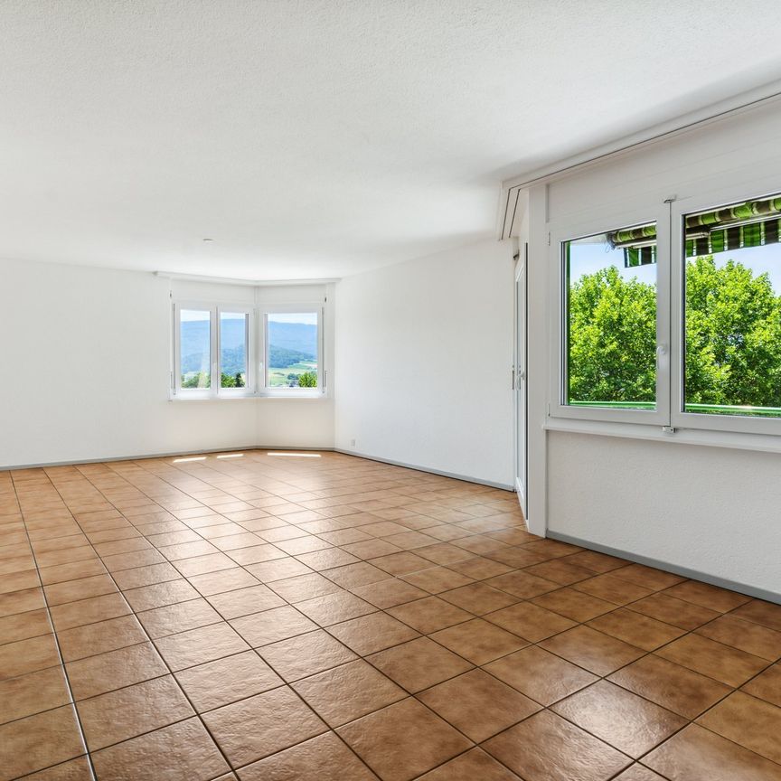 APPARTEMENT À LOUER DANS QUARTIER TRÈS ENSOLEILLÉ ET FAMILIAL - Photo 1