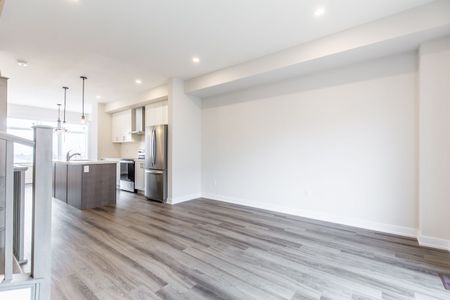 For Lease - 57 Markle Crescent, Hamilton, Ontario - Photo 4