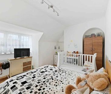 3 bedroom terraced house to rent - Photo 5